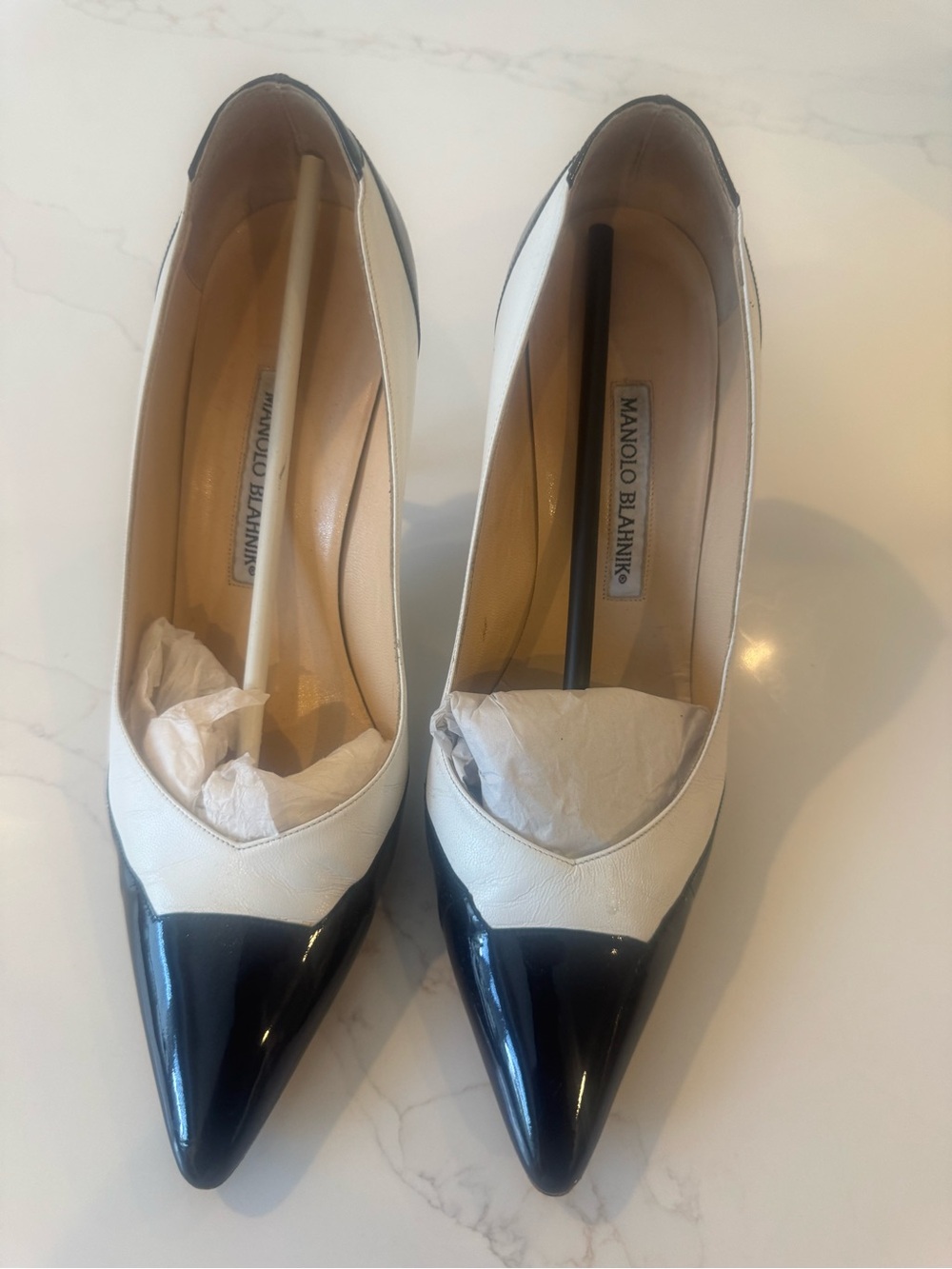 Manolo Blahnik Two-Tone White Leather Pumps with Black Patent Pointed Toe